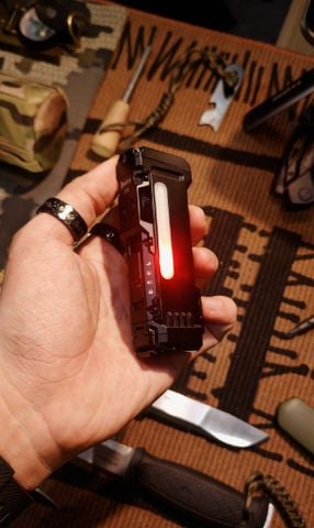 Wuben X4 đèn pin EDC đa năng