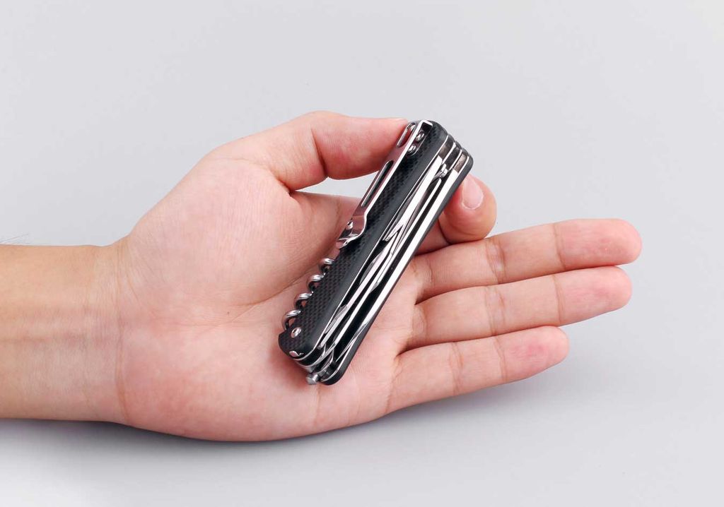 Ruike M31 Dao xếp kèm kéo 15 chức năng bỏ túi