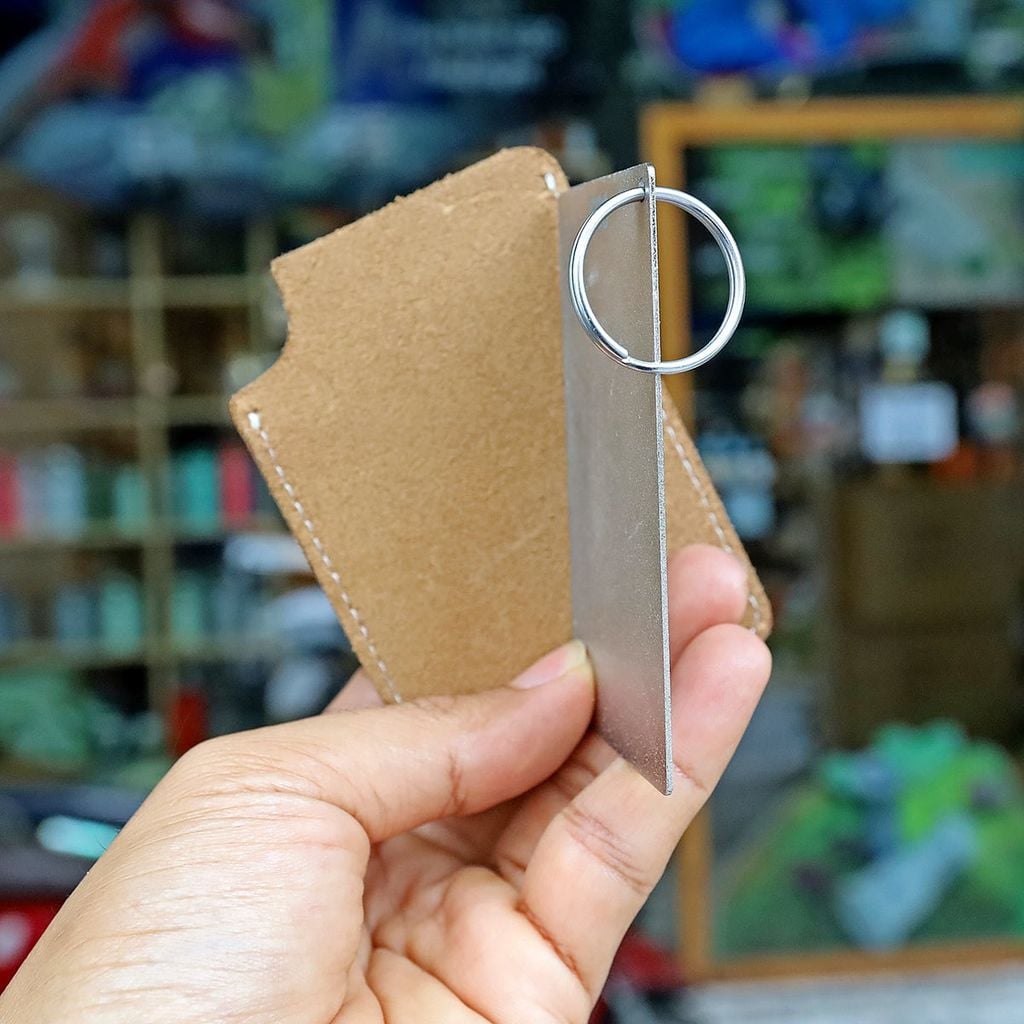 Vultura SH2601 - Thẻ mài dao sinh tồn bỏ túi 2 mặt 300&600 Grit kèm bao da thật