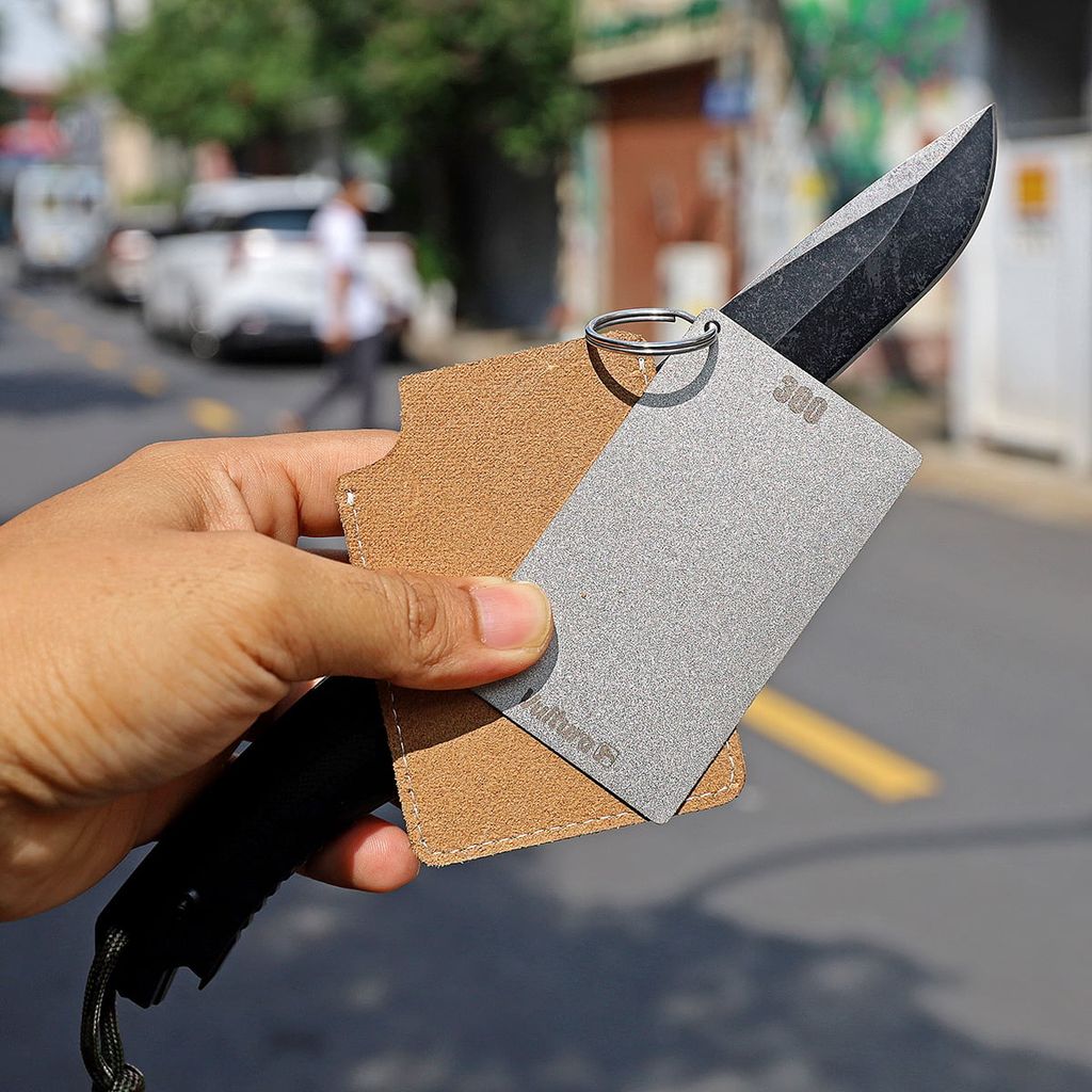 Vultura SH2601 - Thẻ mài dao sinh tồn bỏ túi 2 mặt 300&600 Grit kèm bao da thật
