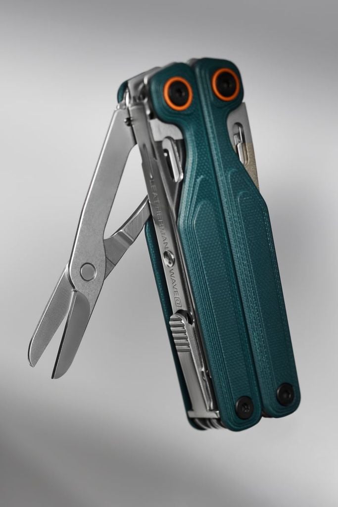 Leatherman WAVE ALPHA dụng cụ đa năng với lưỡi dao Magnacut