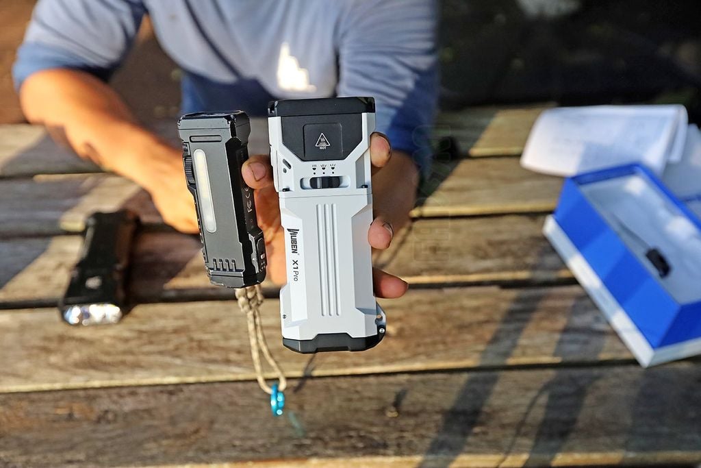 Wuben X1 Pro Đèn pin EDC công suất lớn 12,300Lumens