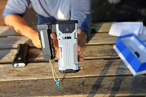 Wuben X1 Pro Đèn pin EDC công suất lớn 12,300Lumens