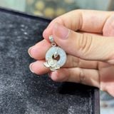 Mặt Đeo Cổ Đồng Điếu Bọc Hoa Sen Bạc – ảnh 1