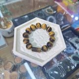 Vòng Tay Đá Mắt Hổ Vàng Nâu 16mm Mix Charm Lu Thống – ảnh 3