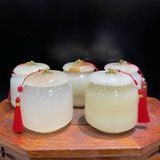 Hũ Đựng Trà Ngọc Onyx Trắng Dây Đỏ – ảnh 4