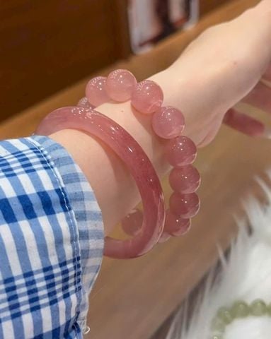 Vòng Tay Thạch Anh Dâu Hồng Nguyên Khối