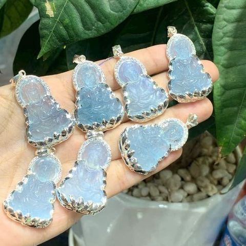 Mặt Phật Bà Quan Âm Đá Aquamarine Bọc Bạc
