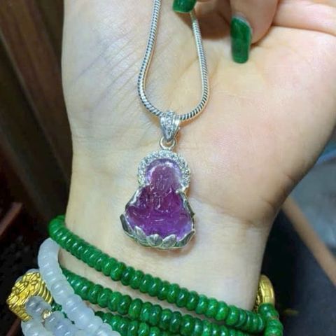 Mặt Phật Bà Quan Âm Thạch Anh Tím