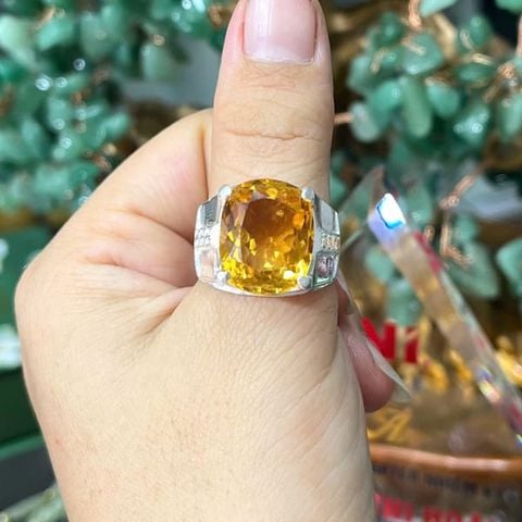 Nhẫn Bạc Gắn Đá Citrine Cắt Giác Cho Nam