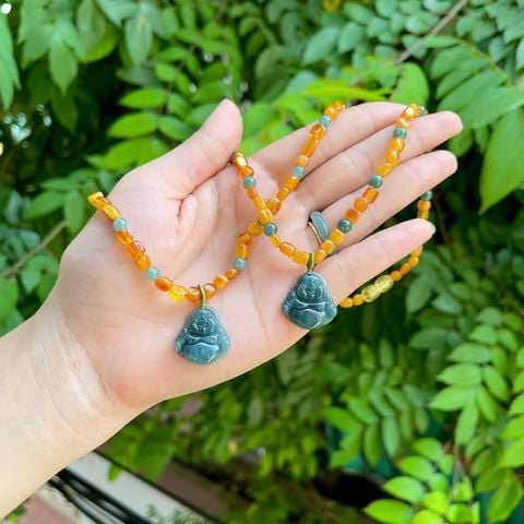  Vòng Cổ Hổ Phách Cho Bé Mix Mặt Phật Di Lặc Lam Ngọc 