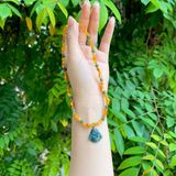  Vòng Cổ Hổ Phách Cho Bé Mix Mặt Phật Di Lặc Lam Ngọc 