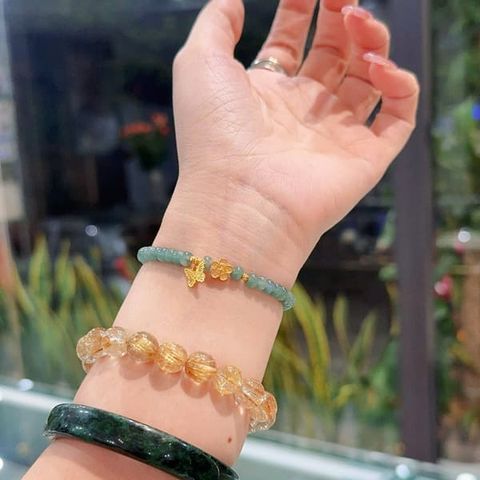  Vòng Tay Lam Ngọc Dáng Bánh Xe Mix Charm Vàng 