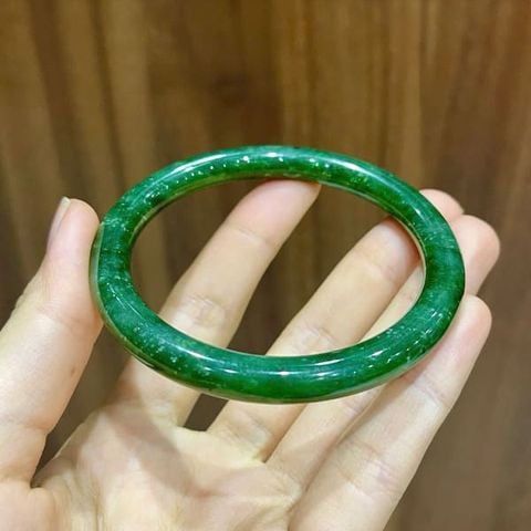 Vòng Ngọc Bích Bản Tròn