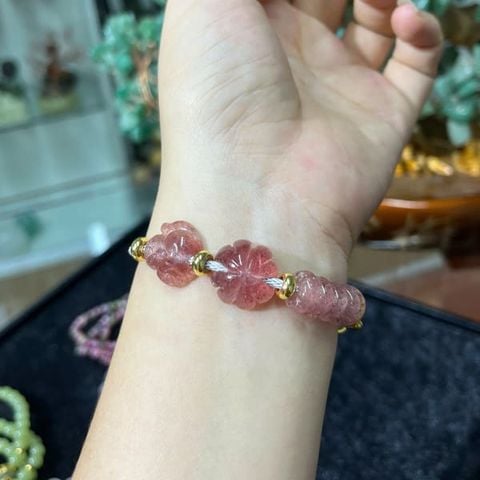 Vòng Thạch Anh Dâu Tây Hồng Mix Hồ Ly
