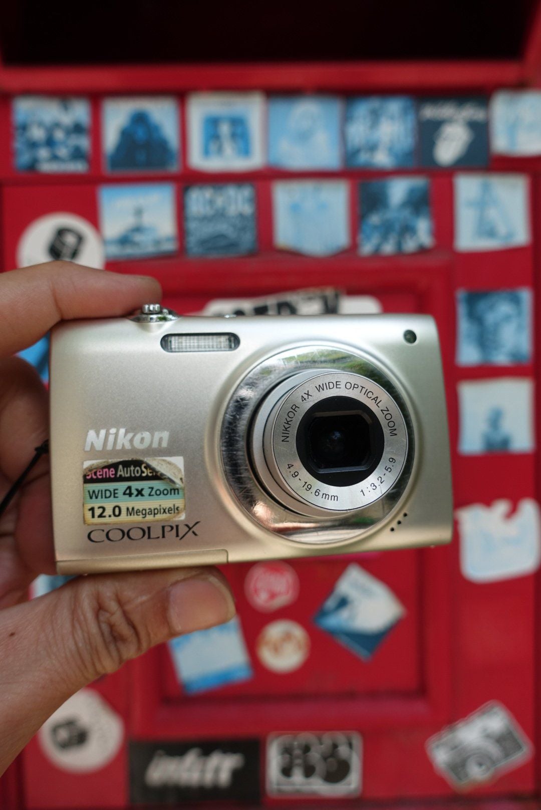  Nikon Coolpix S2500 