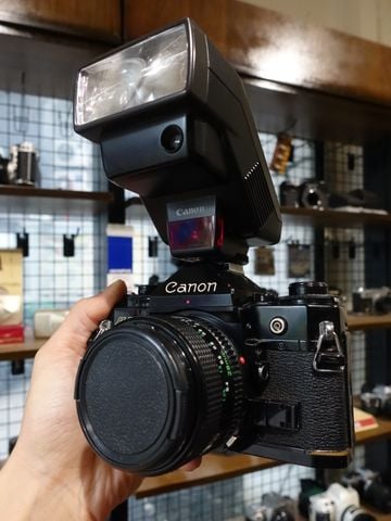  Canon A1 + FD 28mm f2.8 