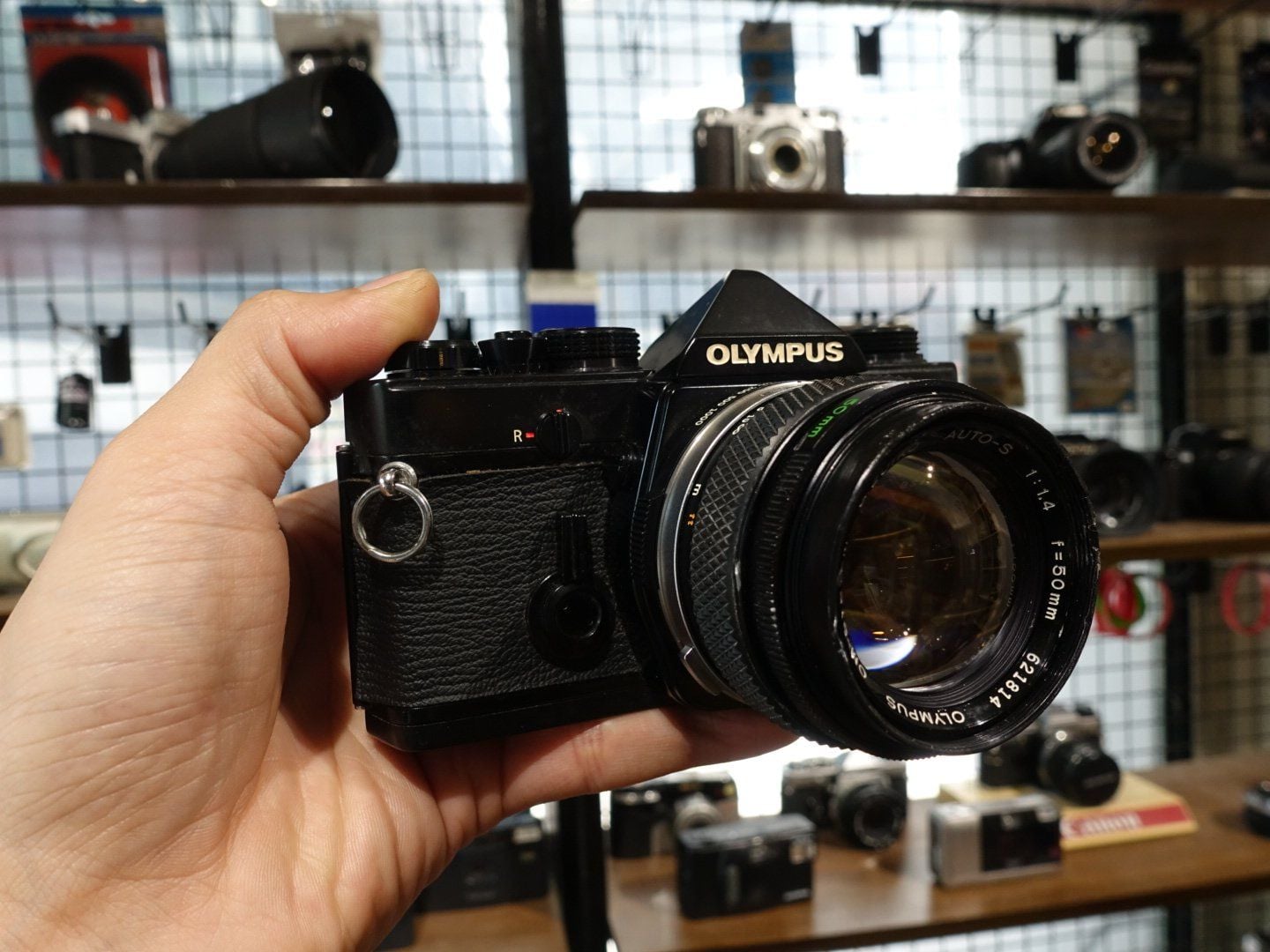 Olympus OM1 / Zuiko 50mm f1.8 – Thường Xanh Film Store