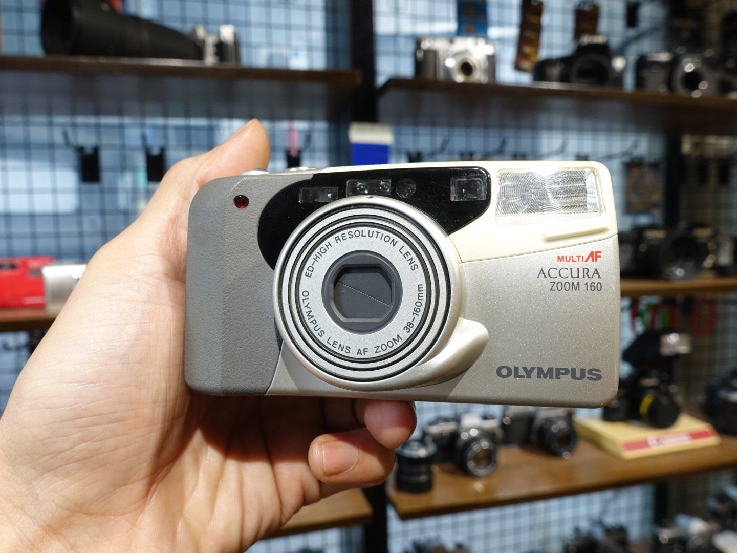  Olympus Accuara Zoom 160 