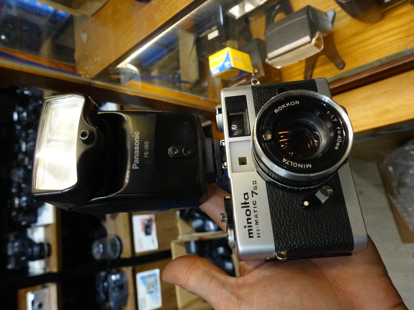 Minolta Hi-Matic 7sii – Thường Xanh Film Store