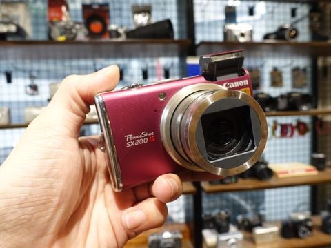  Canon PowerShot SX200IS 
