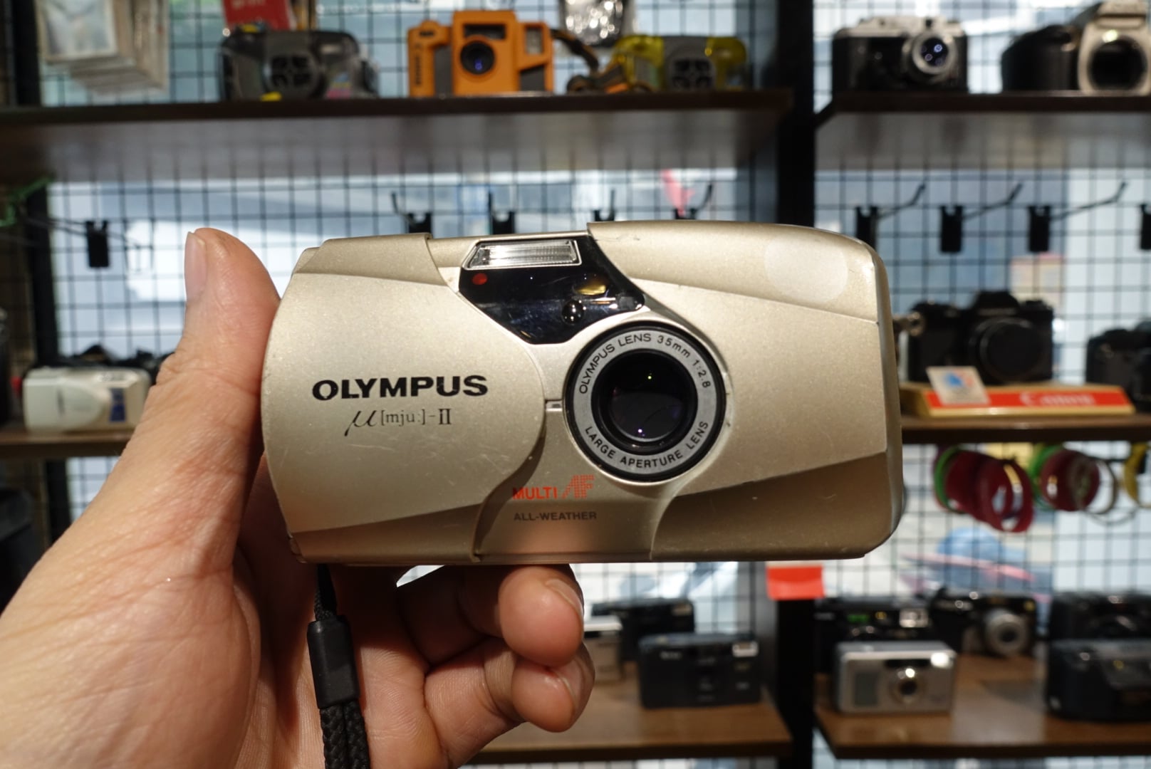 Olympus Mju II – Thường Xanh Film Store