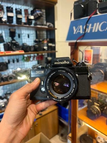  Minolta XE + Rokkor 50mm f1.4 