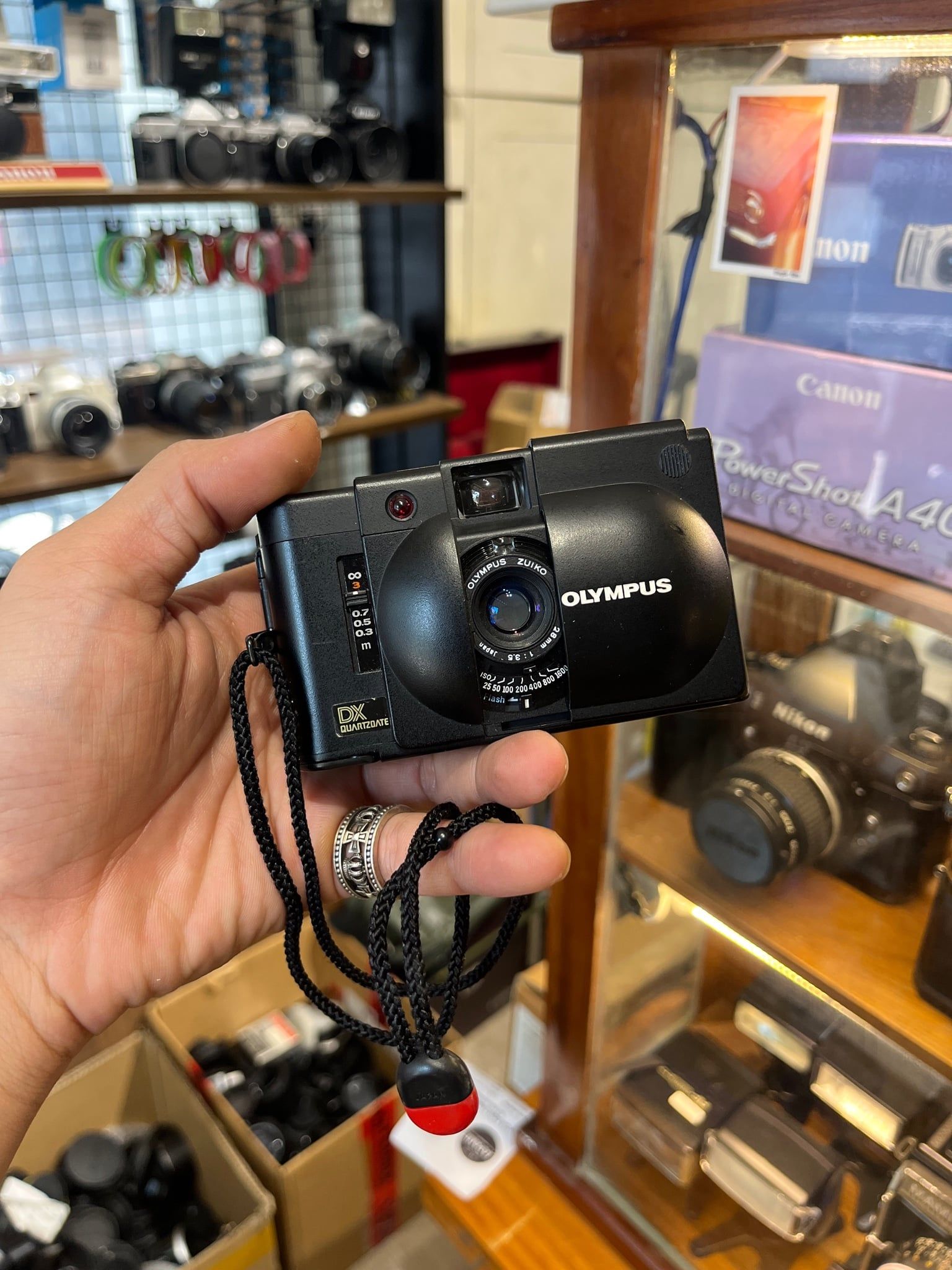  Olympus XA4 