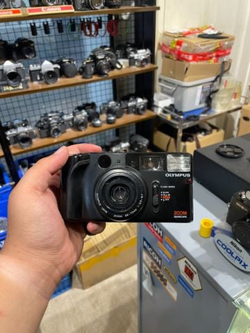  Olympus AZ-1 Zoom 