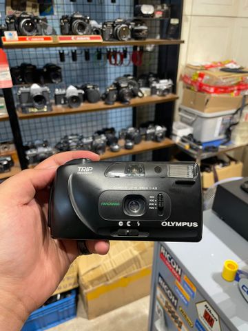  Olympus Trip Panorama 