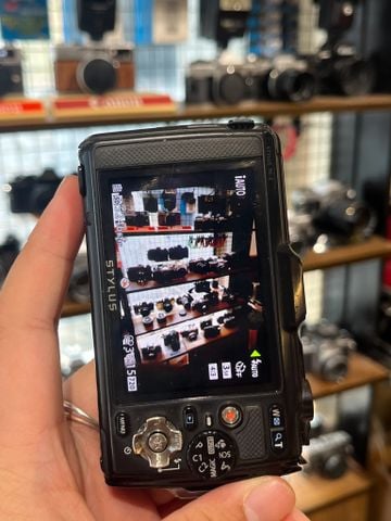 Olympus TG-2 