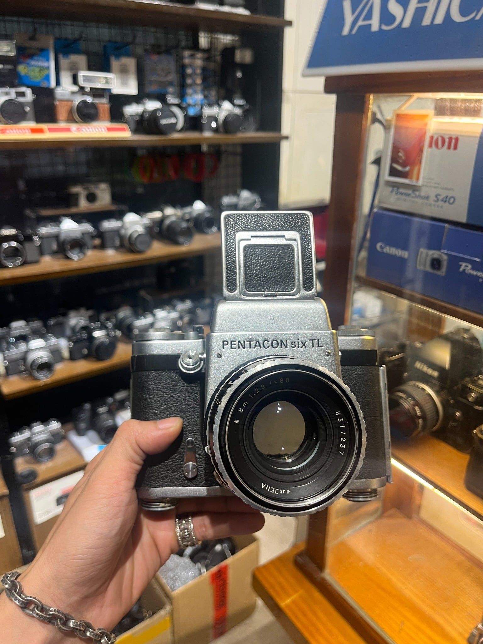  Pentacon Six 