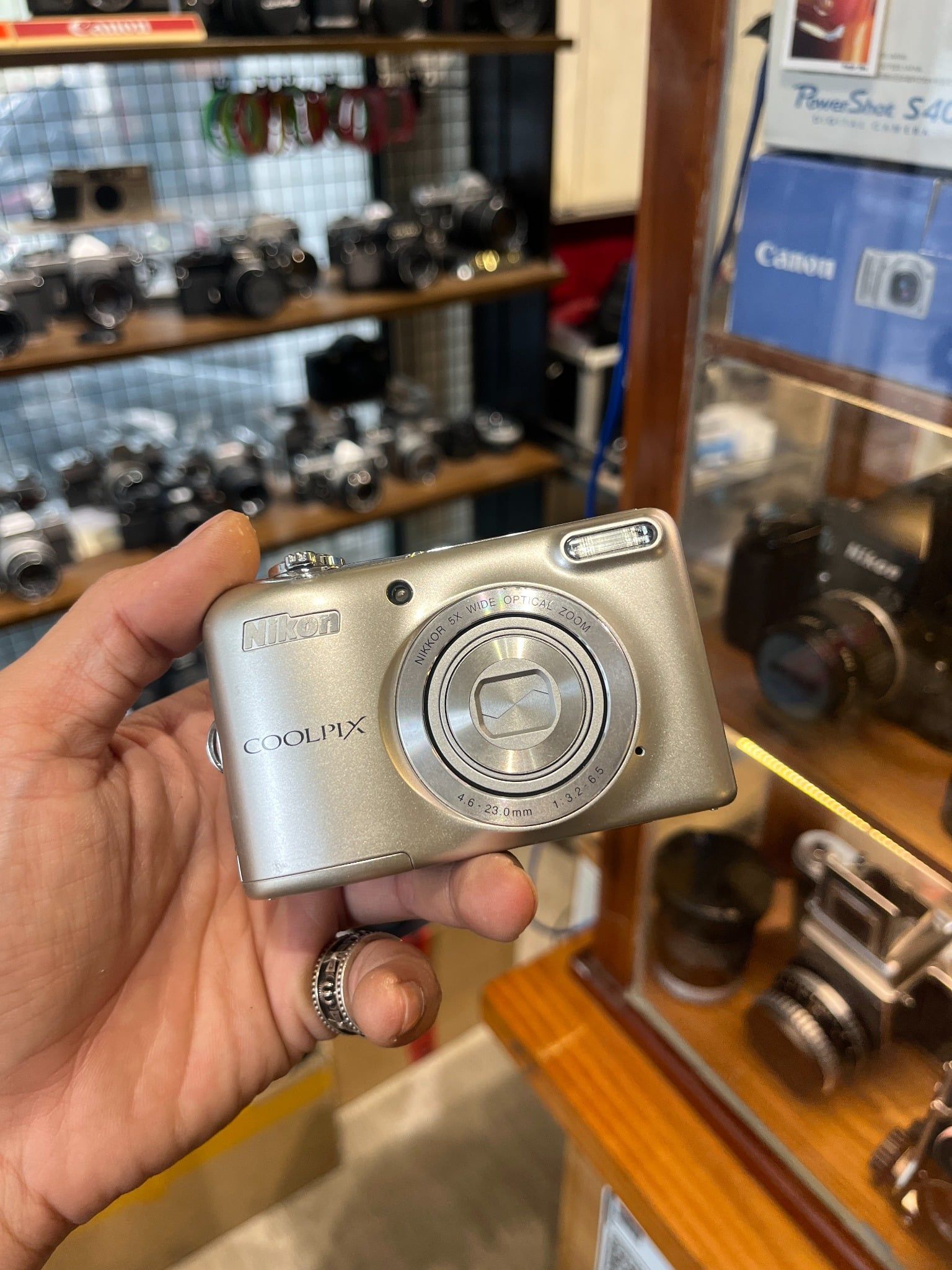  Nikon Coolpix L32 