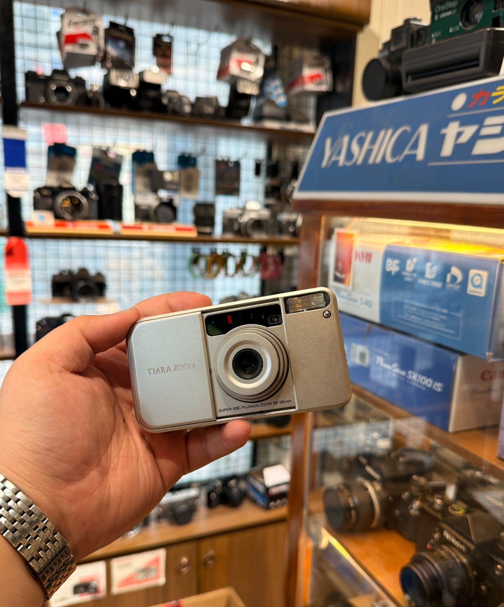  Fuji Tiara Mini Zoom 