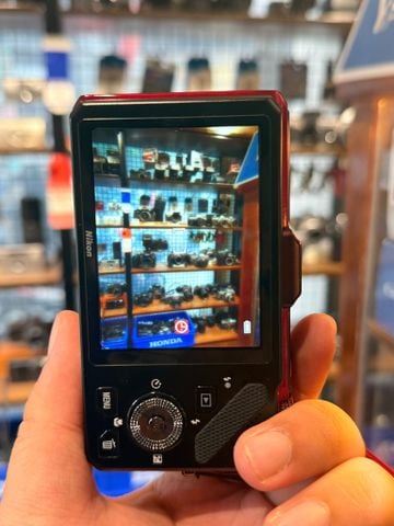  Nikon Coolpix S9500 