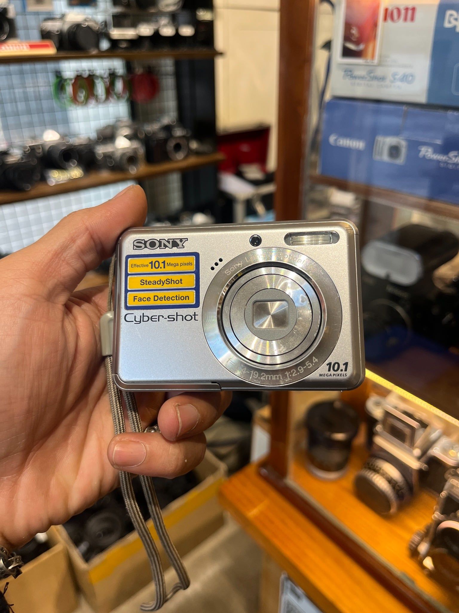  Sony S910 