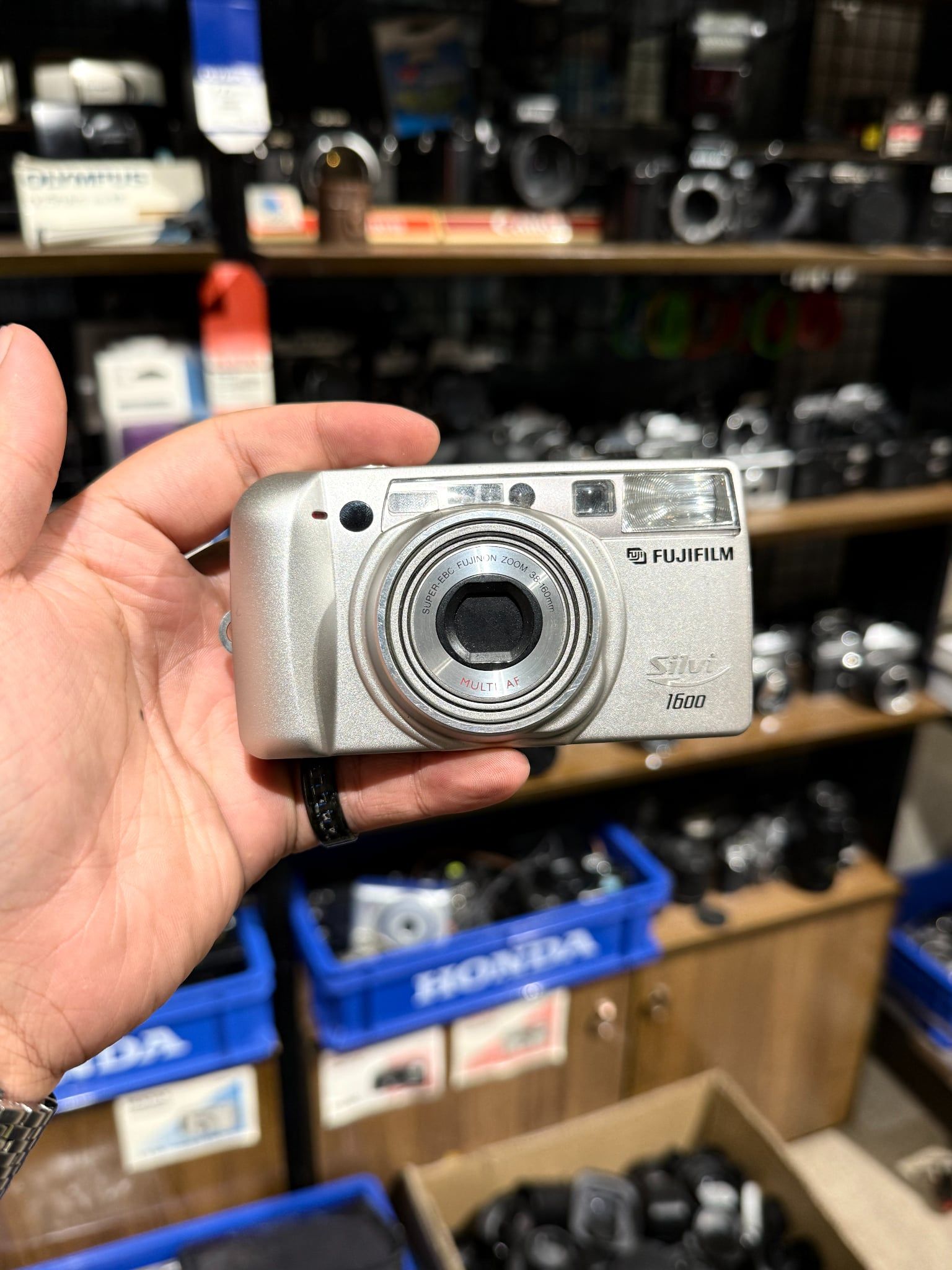  Fujifilm Silvi 1600 