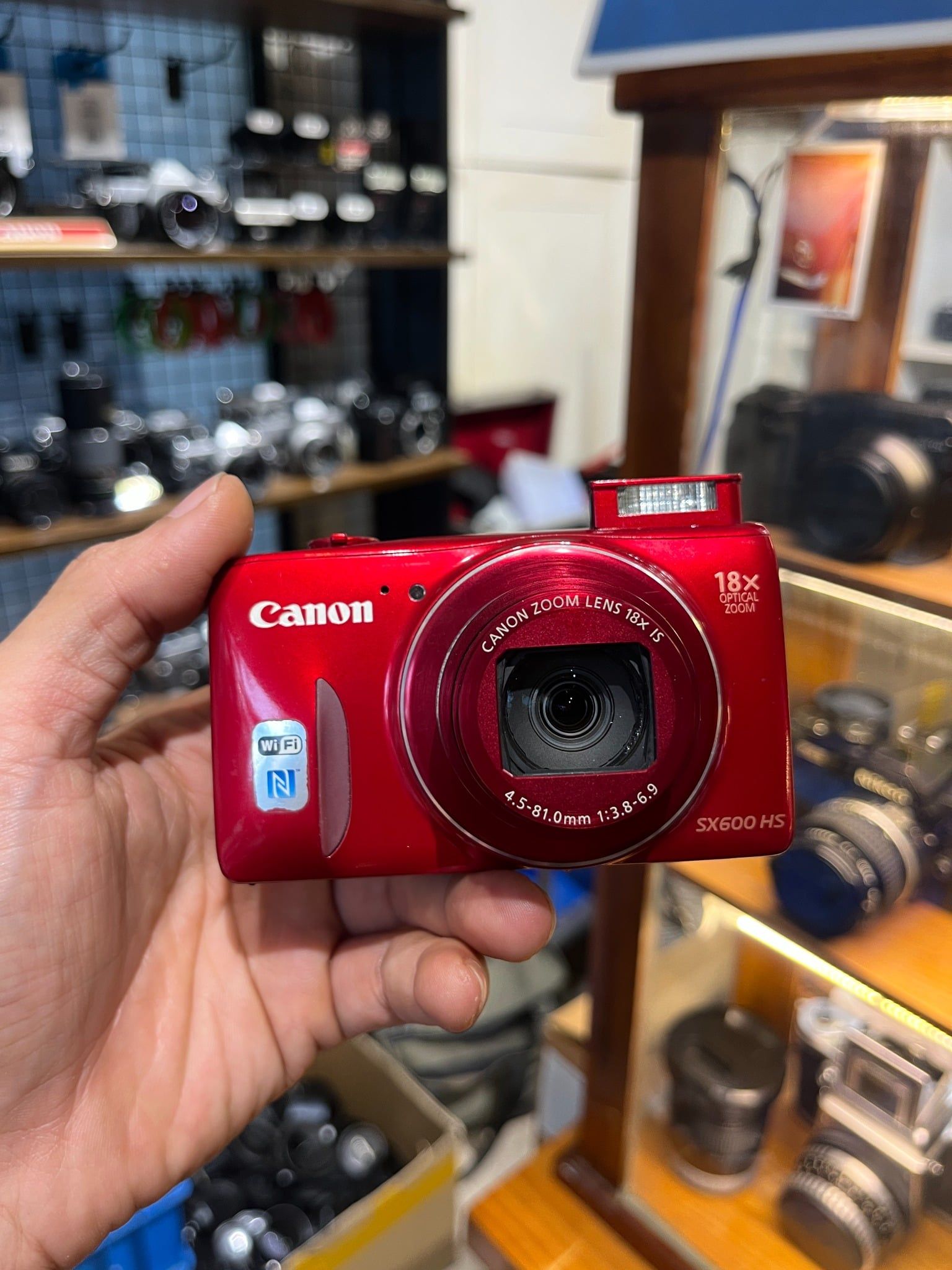  Canon Powershot SX600hs 
