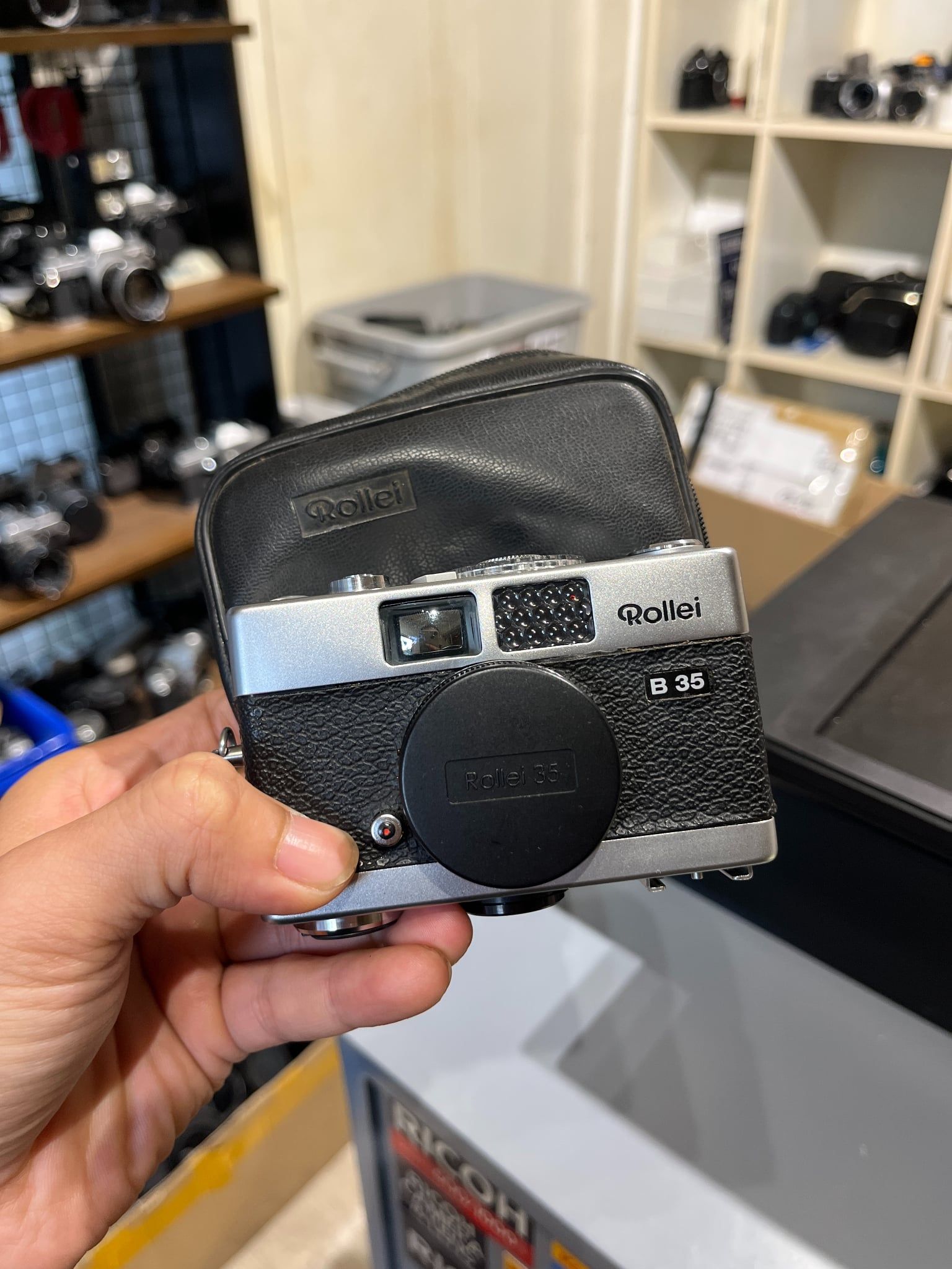  Rollei B35 