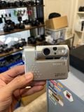  Sony Cybershot DSC-F77 