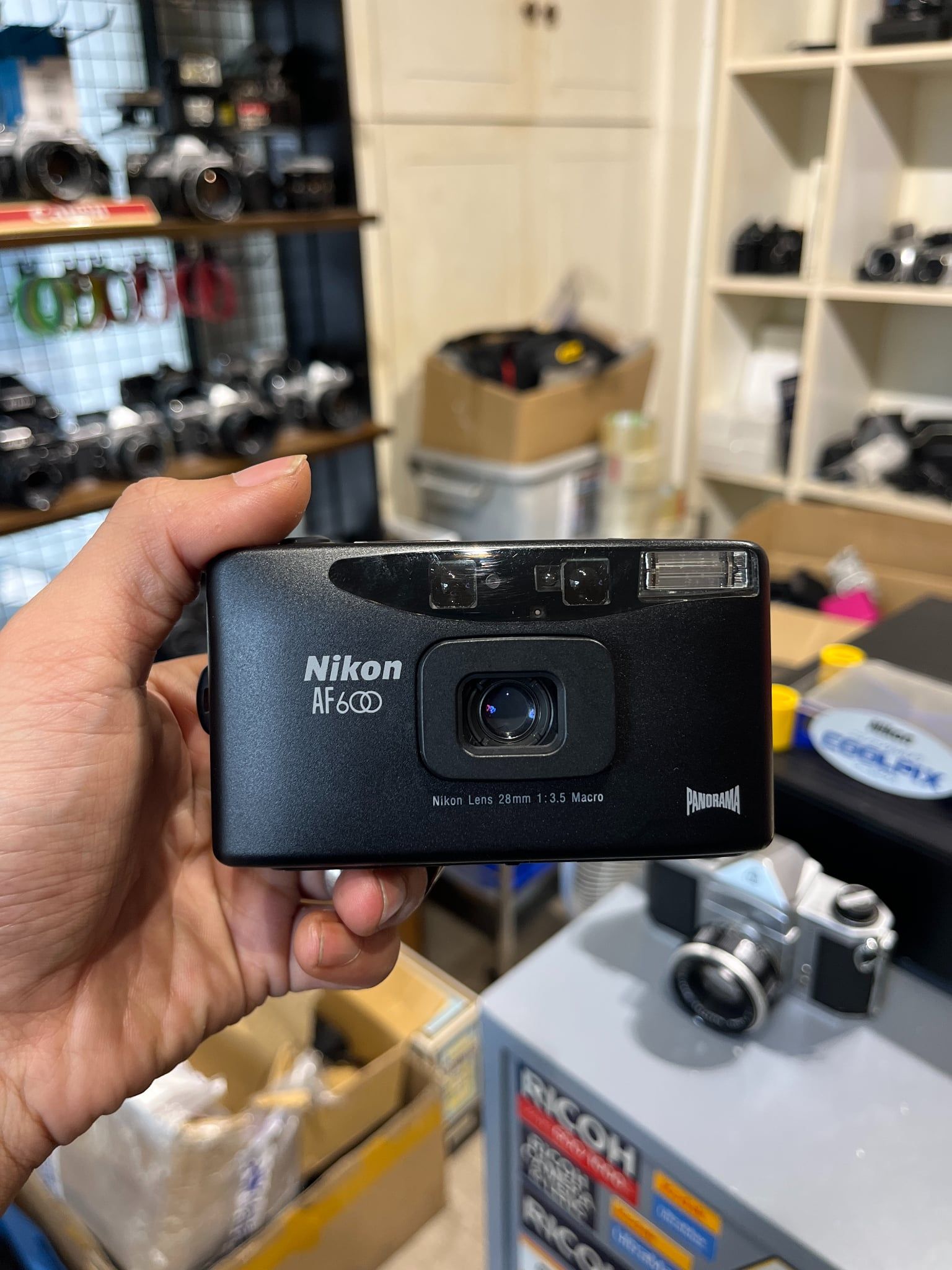  NIkon AF600 