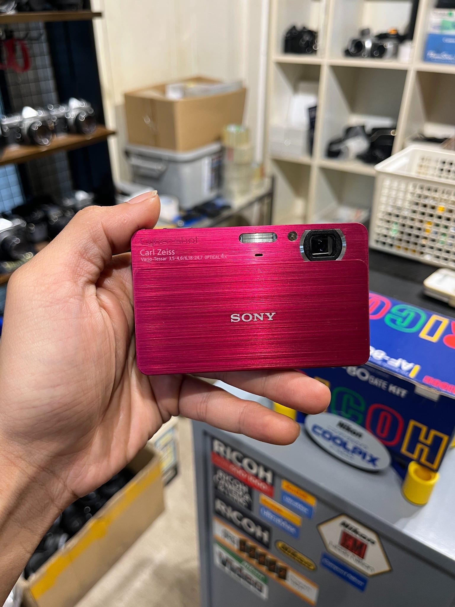  Sony Cybershot DSC-T700 