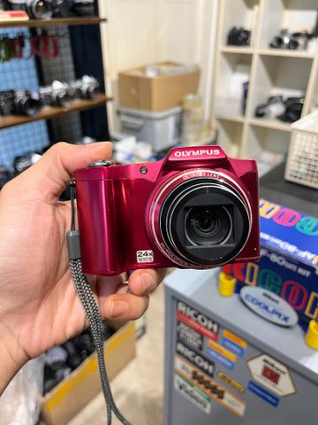  Olympus SZ-12 