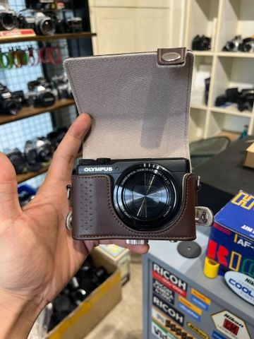  Olympus XZ-10 