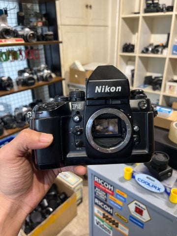  Nikon F4 