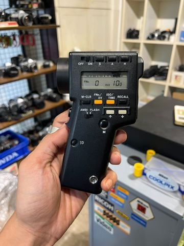  Minolta Spot Meter F / Đo sáng điểm của Minolta đời F 