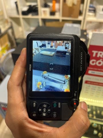  Nikon L310 