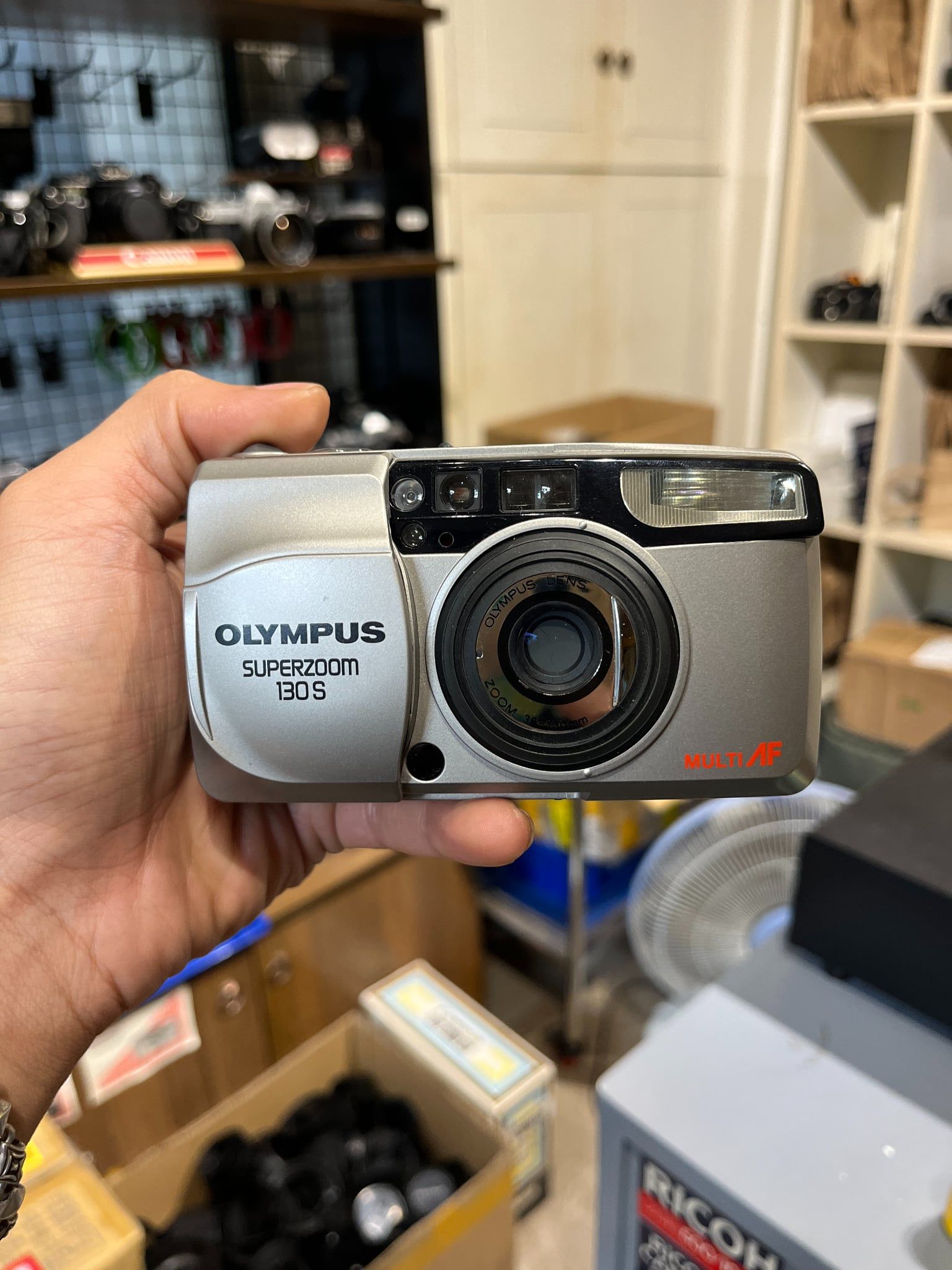  Olympus SuperZoom 130S 