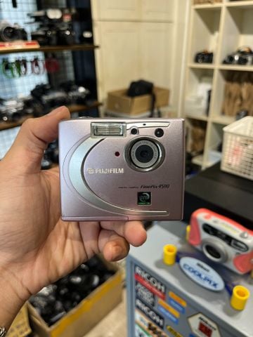  Fujifilm Finepix4500 