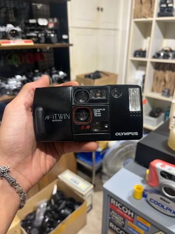  Olympus AF-1 Twin 